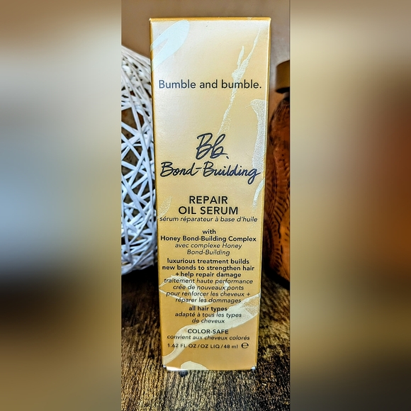 🎉HOST PICK🎉 BUMBLE AND BUMBLE Bond-Building Repair Oil - Picture 5 of 11